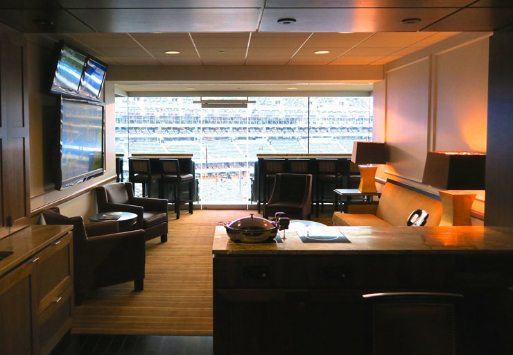 Luxury Suite